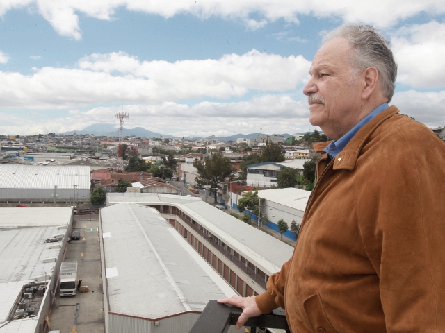 Con una visión empresarial innovadora, Edgar Heinemann, director de Cendis, afirma que el gerente debe buscar a los mejores colaboradores ESTUARDO PAREDES.