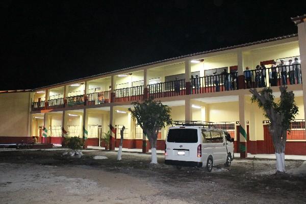 El Instituto de Educación Básica de  La Democracia podrá recibir   mayor número de estudiantes en el 2012.