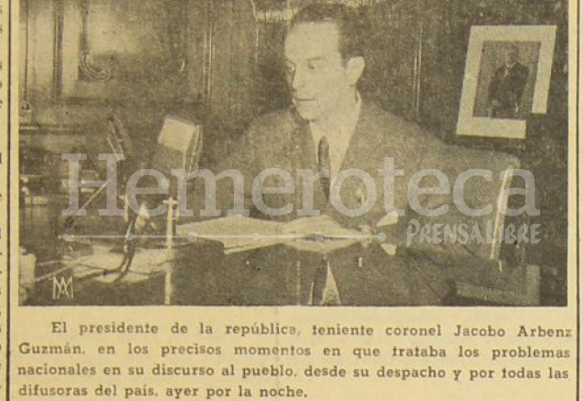 El presidente Jacobo Árbenz Guzmán da un discurso al pueblo de Guatemala el 20 de junio de 1952 y denuncia una conspiración en contra del gobierno. (Foto: Hemeroteca PL)
