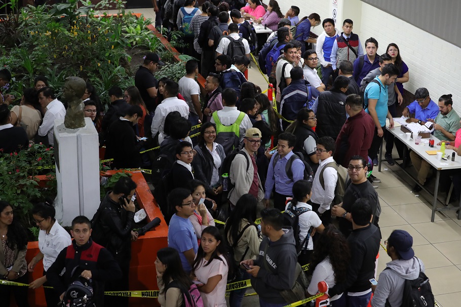 Las elecciones a Rector de la USAC, se realizaron en el campus central. (Foto Prensa Libre: Estuardo Paredes)