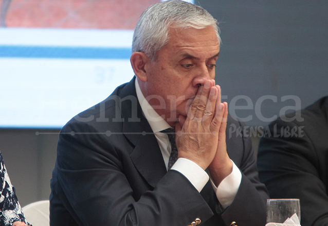 Otto Pérez Molina mostraba un desgaste los días siguientes de conocerse la estructura La Línea. (Foto: Hemeroteca PL)