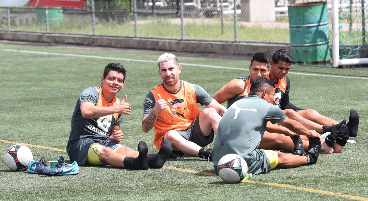 Comunicaciones no gana desde el 1 de septiembre de este año cuando golearon a Cobán Imperial 3-0 de visita. (Foto Prensa Libre: Edwin Fajardo)