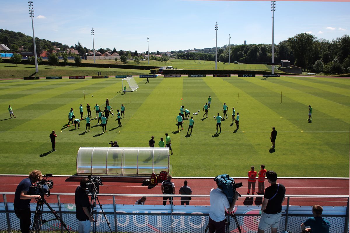 Francia y Portugal disputarán mañana la gran final de la Eurocopa. (Foto Prensa Libre: AP)