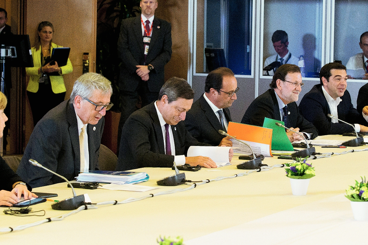 Las principales autoridades de la Eurozona participan en una reunión en Bruselas. La misma concluyó sin resultados porque Greciano presentó una alternativa para su rescate financiero. (Foto PrensaLibre: AP).