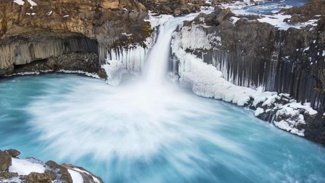 Islandia está naturalmente bien equipada para lidiar con los problemas vinculados a las "minas" de criptomonedas. FOTO: ARTERRA/GETTY IMAGES