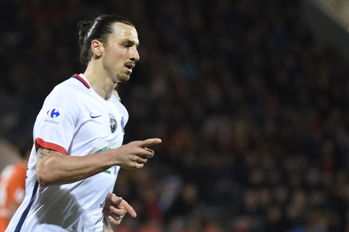 Zlatan Ibrahimovic selló el pase del PSG a la final de la Copa francesa. (Foto Prensa Libre: AFP)