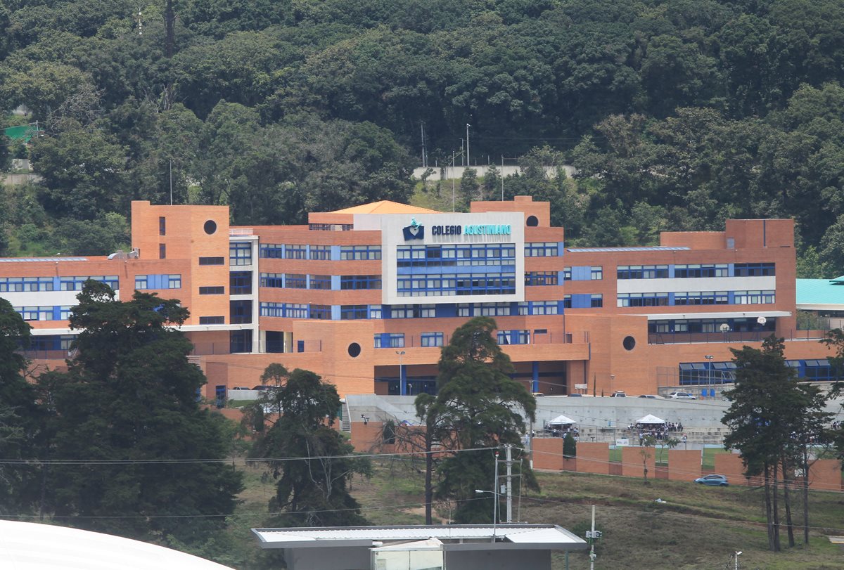 El colegio Agustiniano recientemente obtuvo un reconocimiento por la calidad de construcción y diseño de sus instalaciones. (Foto Prensa Libre: Esbin García)