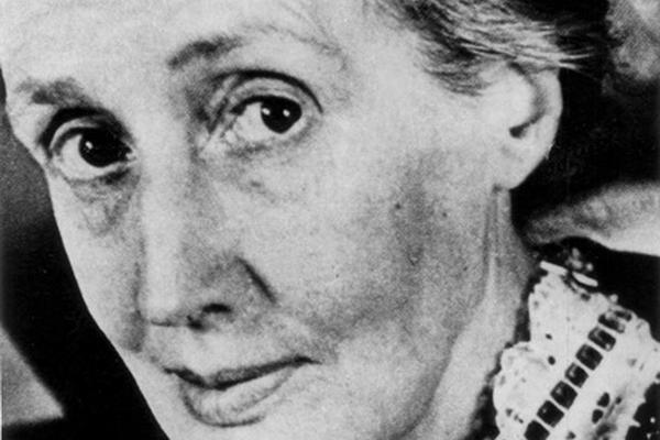 Escritora inglesa Virginia Woolf