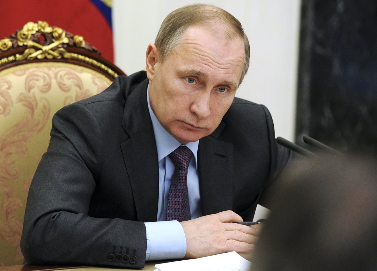 El presidente ruso, Valdimir Putin, durante una actividad. El mandatario ruso llamó a las personas a tomar precausiones ante el zika. (Foto Prensa Libre: AP).