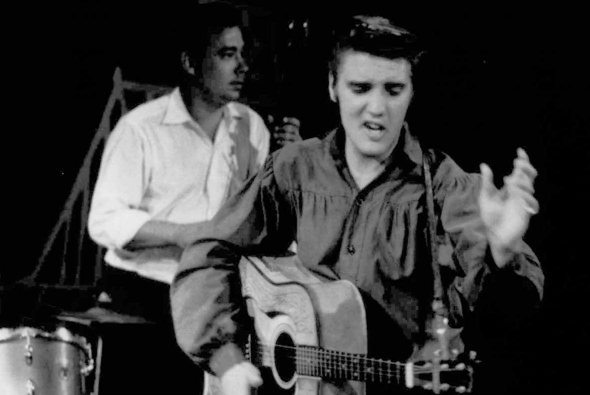 Elvis Presley es conocido como el Rey del Rock. (Foto Prensa Libre: AP)