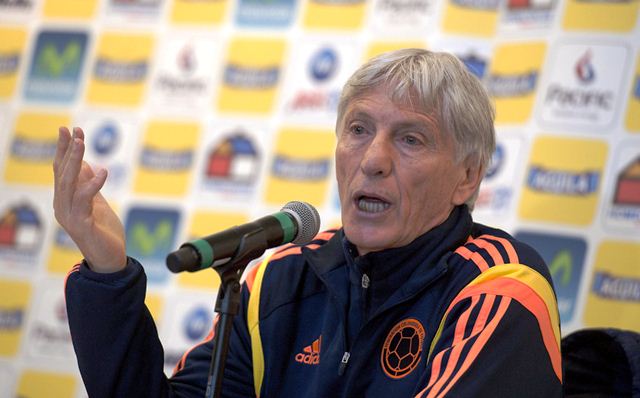 José Pekerman durante una rueda de prensa celebrada en Londres, Reino Unido el 13 de noviembre de 2014. (Foto Prensa Libre: EFE)