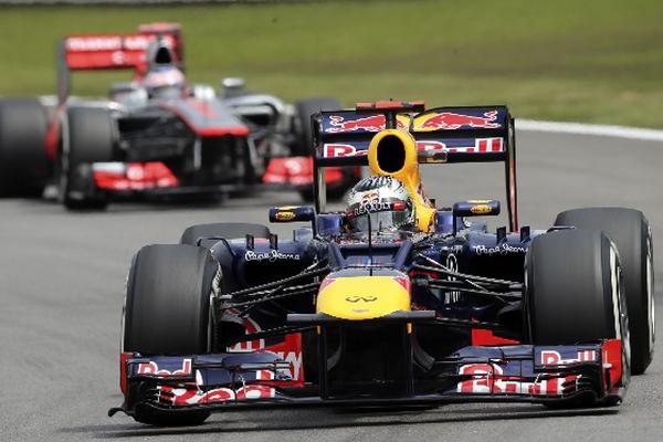 Sebastián Vettel, de Red Bull, es el primer lugar en la clasificación general de la Fórmula Uno. (Foto Prensa Libre: AP)