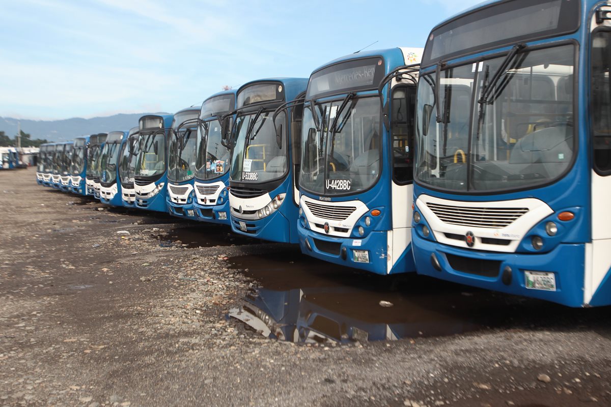 La tarifa de pasaje autorizada actualmente es de Q1.10. (Foto Prensa Libre: Hemeroteca PL)