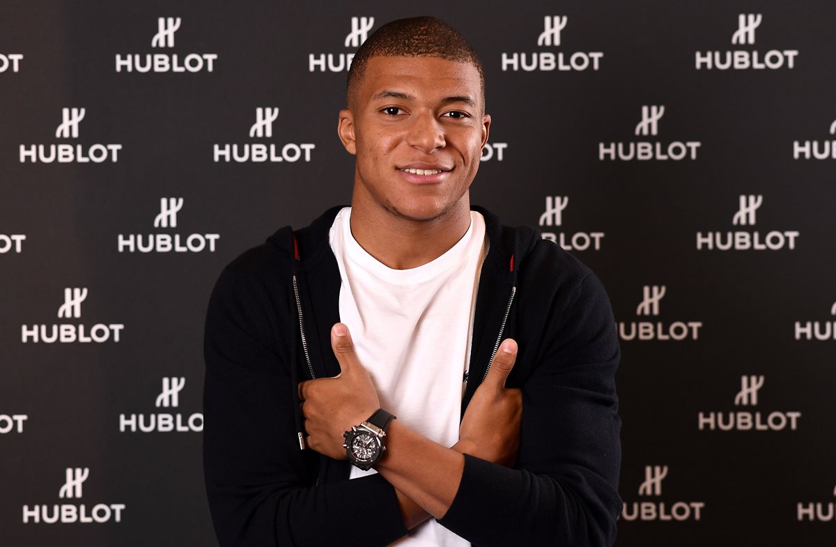 Kylian Mbappé, cumplirá sueño de un niño en el amistoso entre Francia y Uruguay. (Foto Prensa Libre: EFE)