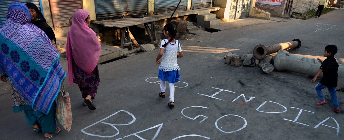 En India son frecuentes los casos de violación y asesinatos contra mujeres y niñas. (Foto Prensa Libre: AFP).