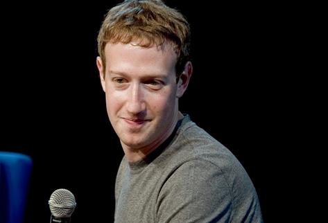 Mark Zuckerberg dirige una conferencia sobre tecnología y desarrollo en el Auditorio Nacional de México. (Foto: AFP)