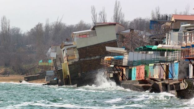 Las inundaciones y la erosión costera pueden ser un problema importante en un mundo más caliente. (Getty Images)