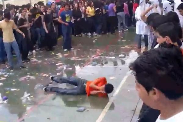 La rectoría de la Universidad de San Carlos prohibió los bautizos en sus sedes. (Foto Prensa Libre: Hemeroteca PL)