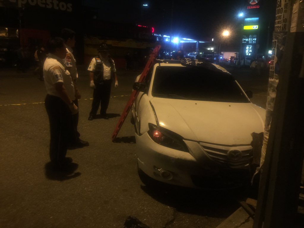 Dos mujeres murieron baleadas en la zona 3 de Mixco. (Foto Prensa Libre: CBV)