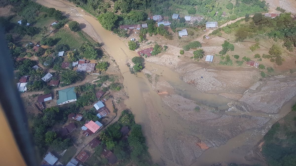 La crecida del río se debió a las fuertes lluvias de estos últimos días.