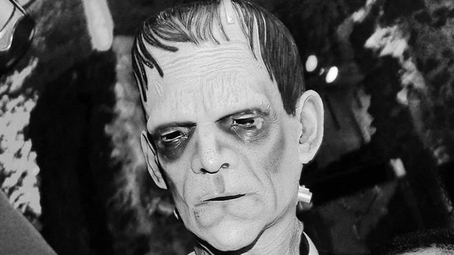 La icónica imagen del Frankenstein del cine ha sido reproducida en máscaras para festivales de horror y celebraciones de lo macabro. GETTY IMAGES
