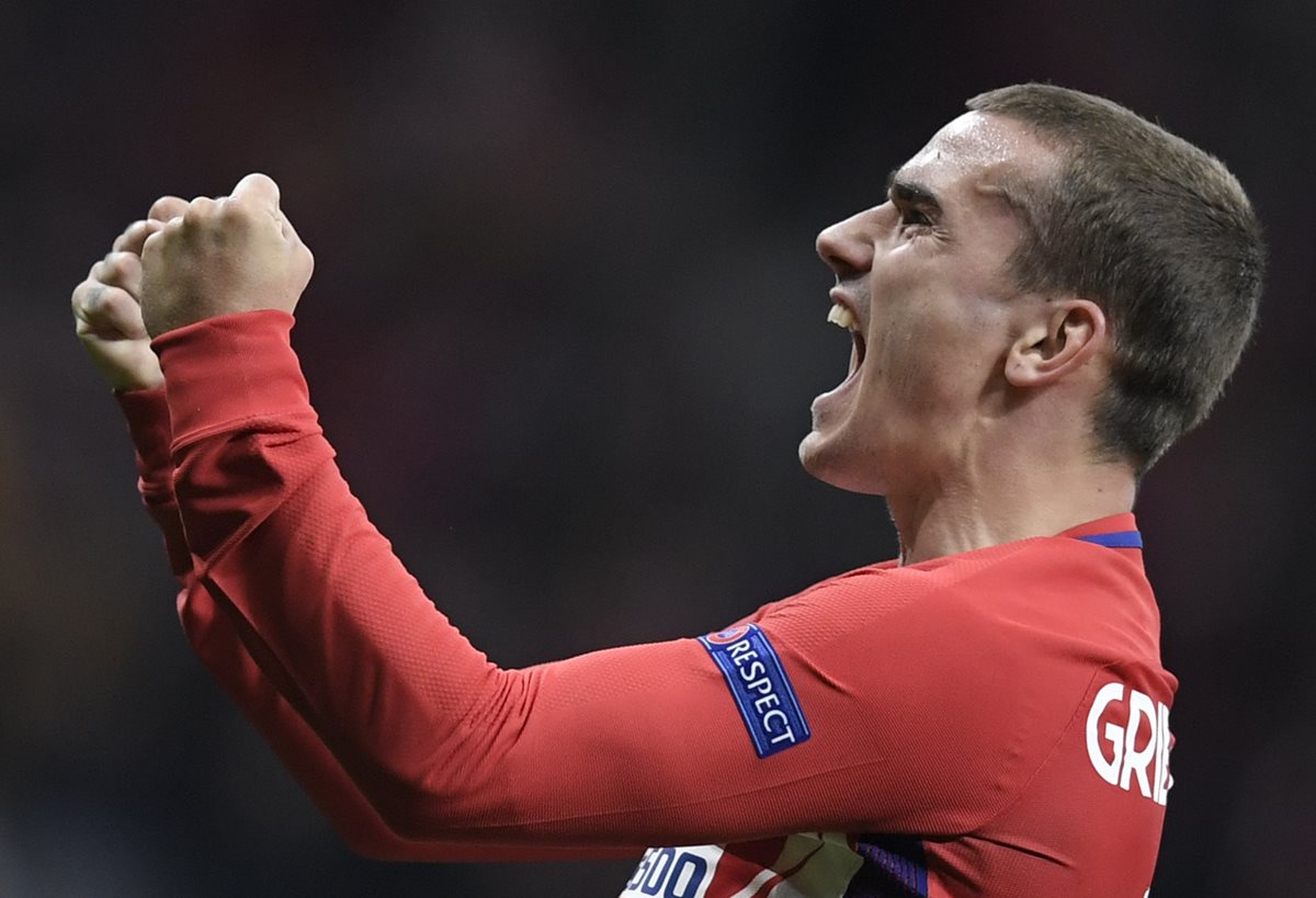 Griezmann es el goleador estrella del Atlético y está a un paso de firmar con el Barsa, según Suárez. (Foto Prensa Libre: AFP)