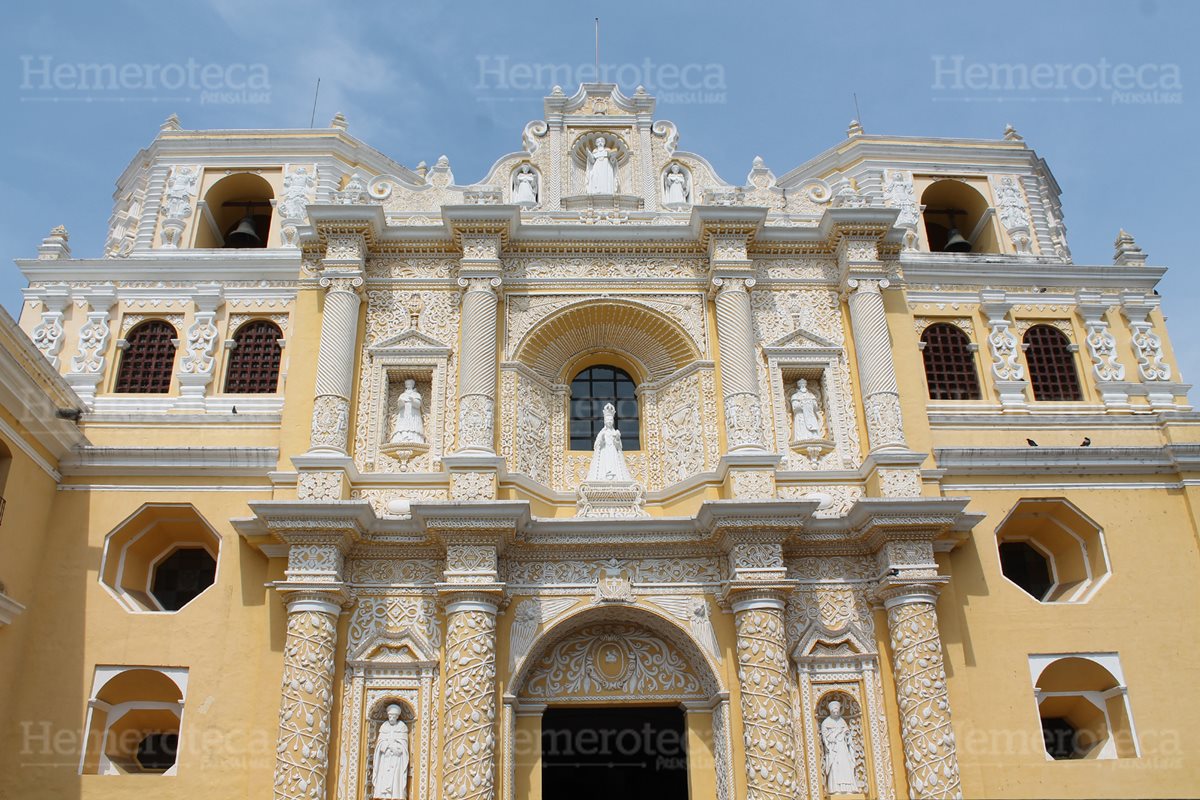 La fachada del templo de La Merced es famosa por su gran cantidad de detalles. (Foto: Hugo Cuyán Vásquez)