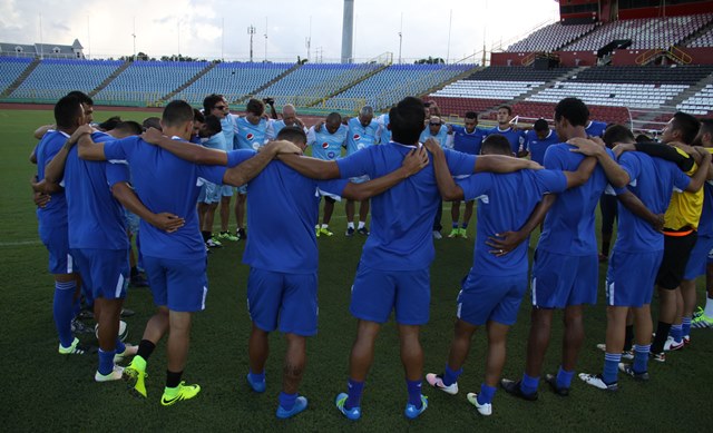 Los seleccionados esperan ganar hoy contra Trinidad y Tobago, para seguir en la lucha por clasificar a la Hexagonal. (Foto Prensa Libre: Edwin Fajardo)