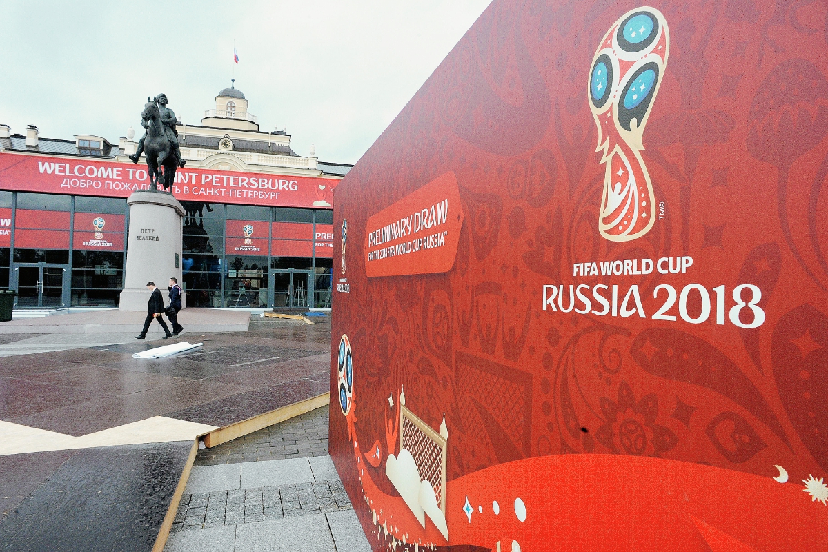 Así luce el palacio Constantine en San Petesburgo, lugar donde se llevará a cabo el sorteo preliminar a Rusia 2018. (Foto Prensa Libre: AFP)