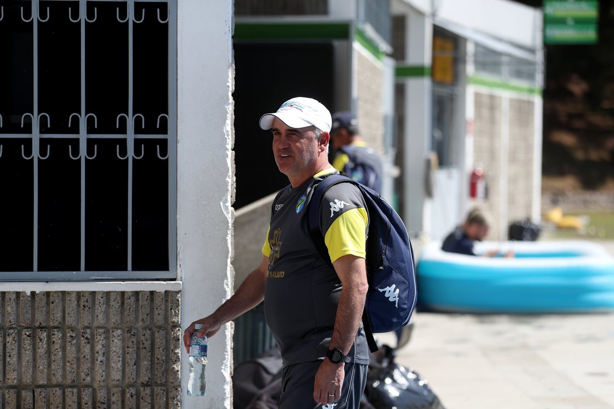 Willy Olivera espera que Comunicaciones consiga revertir el marcador para ganar el Apertura 2018. (Foto Prensa Libre: Carlos Vicente)