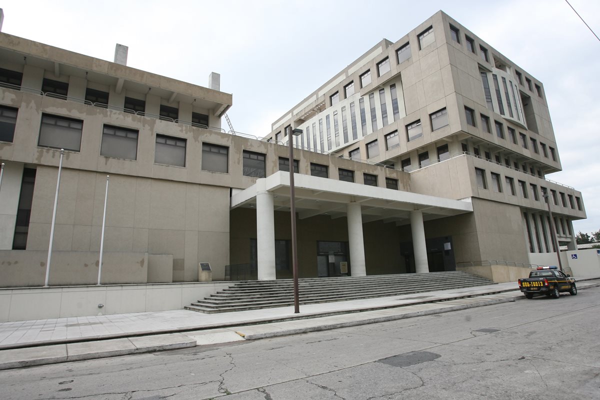 Actual edificio del MP que se ubica en el barrio Gerona, zona 1. (Foto Prensa Libre: Hemeroteca PL)