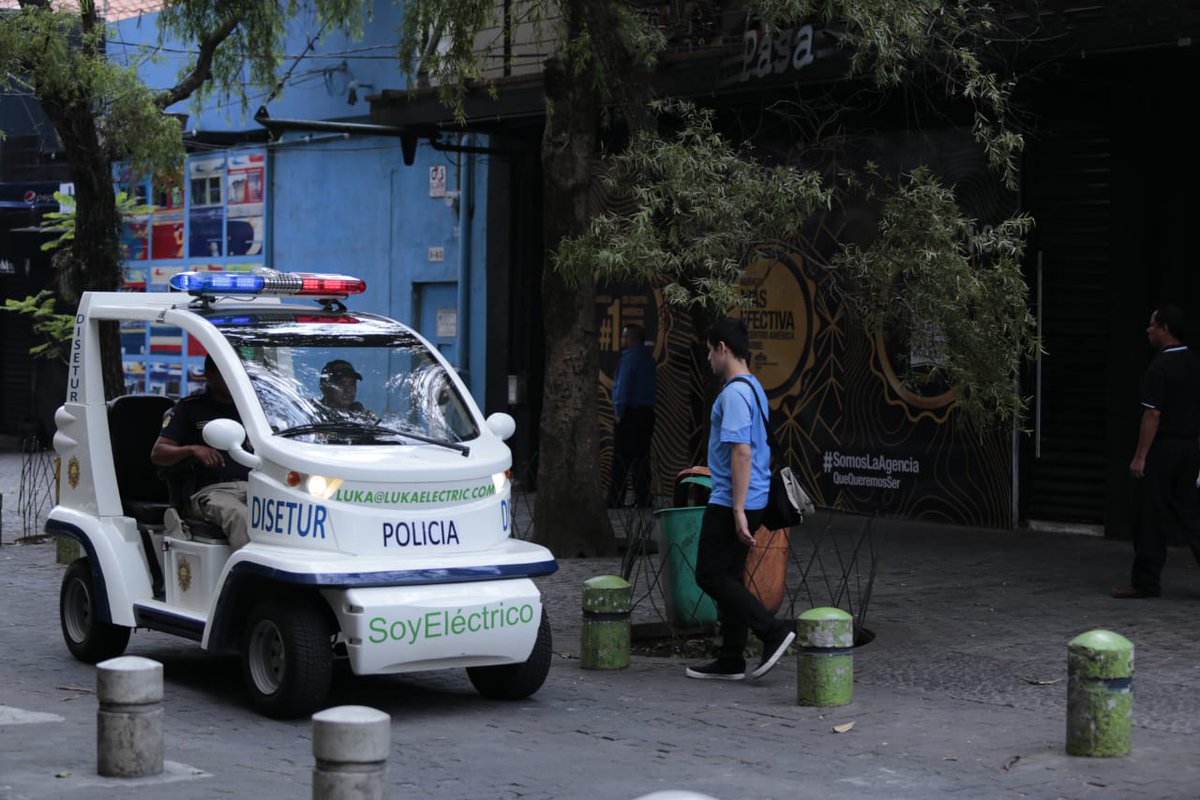 La minipatrulla prestada a la PNC por Luka será parte de un proyecto del fortalecimiento de la seguridad en el Corredor Turístico de la capital. (Foto Prensa Libre: Luka)