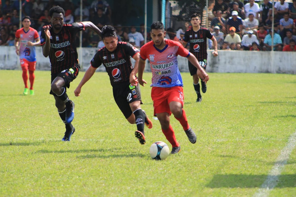 Deportivo Iztapa llega a 21 puntos y se acerca a la zona de clasificación. (Foto Prensa Libre: Enrique Paredes)