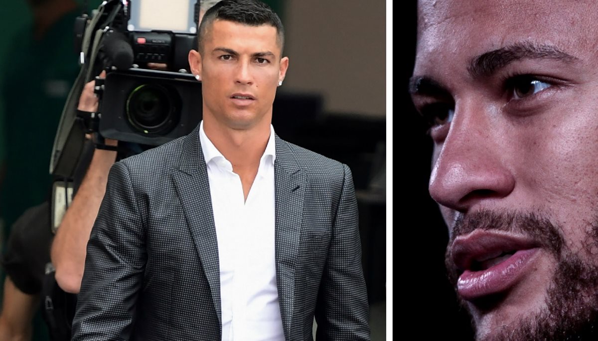 Cristiano Ronaldo recibió el apoyo de Neymar en su nueva etapa. (Foto Prensa Libre: AFP)