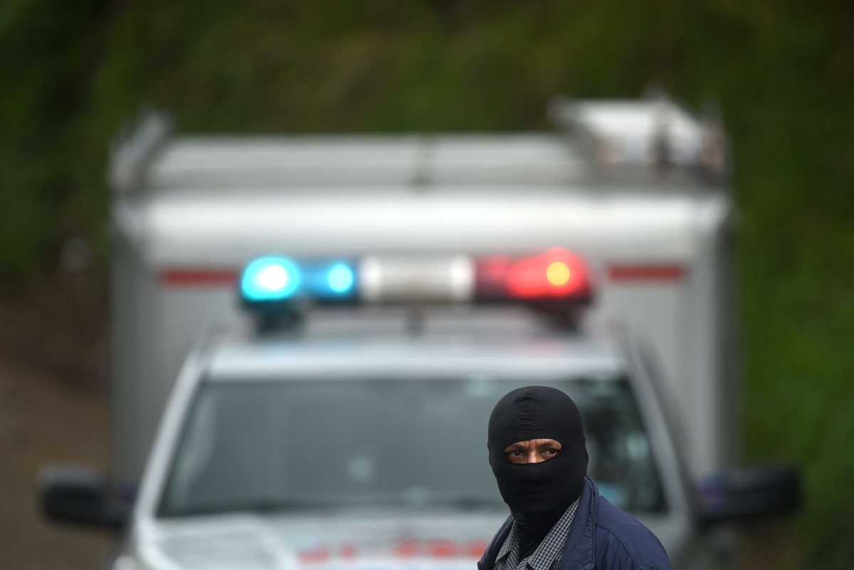 El Salvador vive un repunte de violencia que es atribuido por las autoridades a las pandillas. (Foto Prensa Libre: AFP).