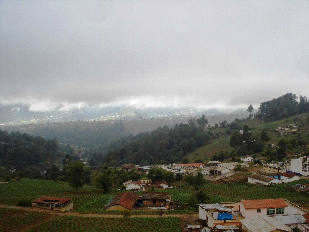 Vista panorámica de Panimajá luce casi desierta por los pocos habitantes que tiene, varios vecinos han emigrado a Estados Unidos. (Foto Prensa Libre: Hemeroteca PL)