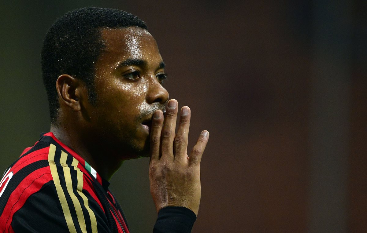 El brasileño Robinho fue condenado a nueve años de cárcel en Italia por el delito de violación. (Foto Prensa Libre: AFP)