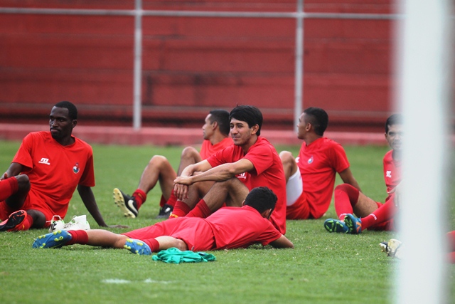 Municipal trabajó este martes en el estadio Mateo Flores.(Foto Prensa Libre: Carlos Vicente)