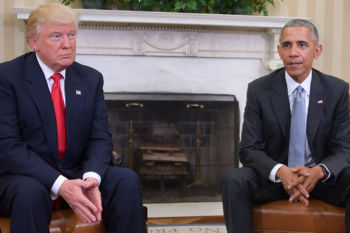 Imagen para la historia de EE. UU.: Trump (izq.) se reúne con Obama en la Casa Blanca. (Foto Prensa Libre: AFP).