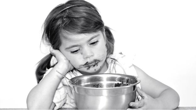 Establecer en la infancia temprana una relación positiva con la comida es clave para la edad adulta. GETTY IMAGES