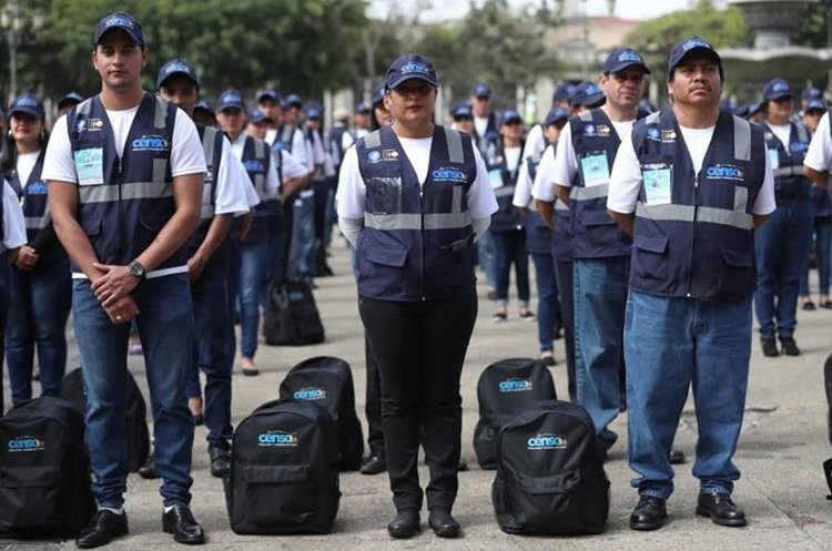 Los censistas han enfrentado problemas al hacer ciertas preguntas relacionadas, sobre todo, a las condiciones socioeconómicas. (Foto Prensa Libre: Hemeroteca PL)