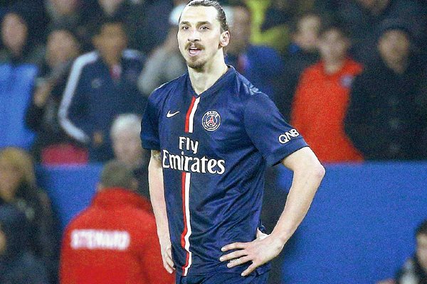 Ibrahimovic aún no olvida el partido del PSG frente al Burdeos. (Foto Prensa Libre: EFE)