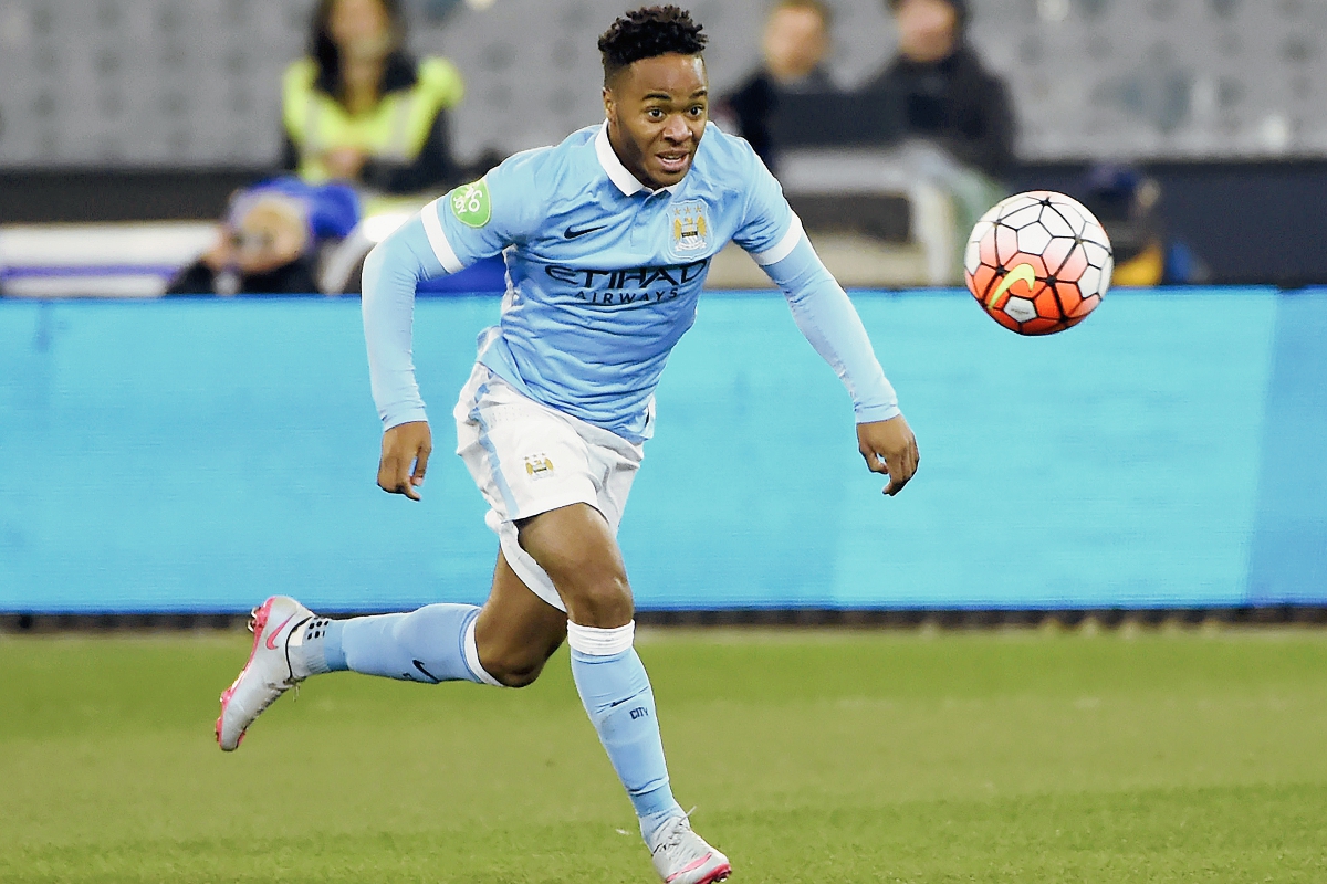 Raheem Sterling debutó este martes con el Manchester City en el partido frente a la Roma durante International Champions Cup. (Foto Prensa Libre: AFP)