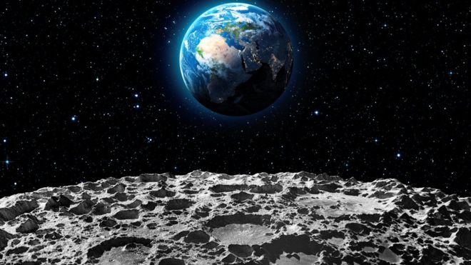 El agua en la Luna podría usarse como recurso para futuras misiones tripuladas. GETTY IMAGES