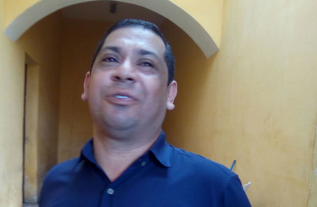 Wilson Alex Guzmán Rodríguez es sindicado de dos delitos, según autoridades. (Foto Prensa Libre: Cortesía).