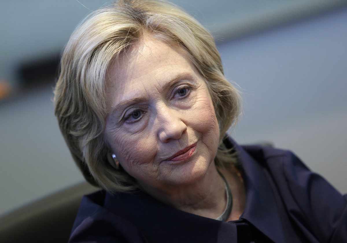 <em>Clinton había evitado pedir disculpas. (Foto Prensa Libre: AP).</em>