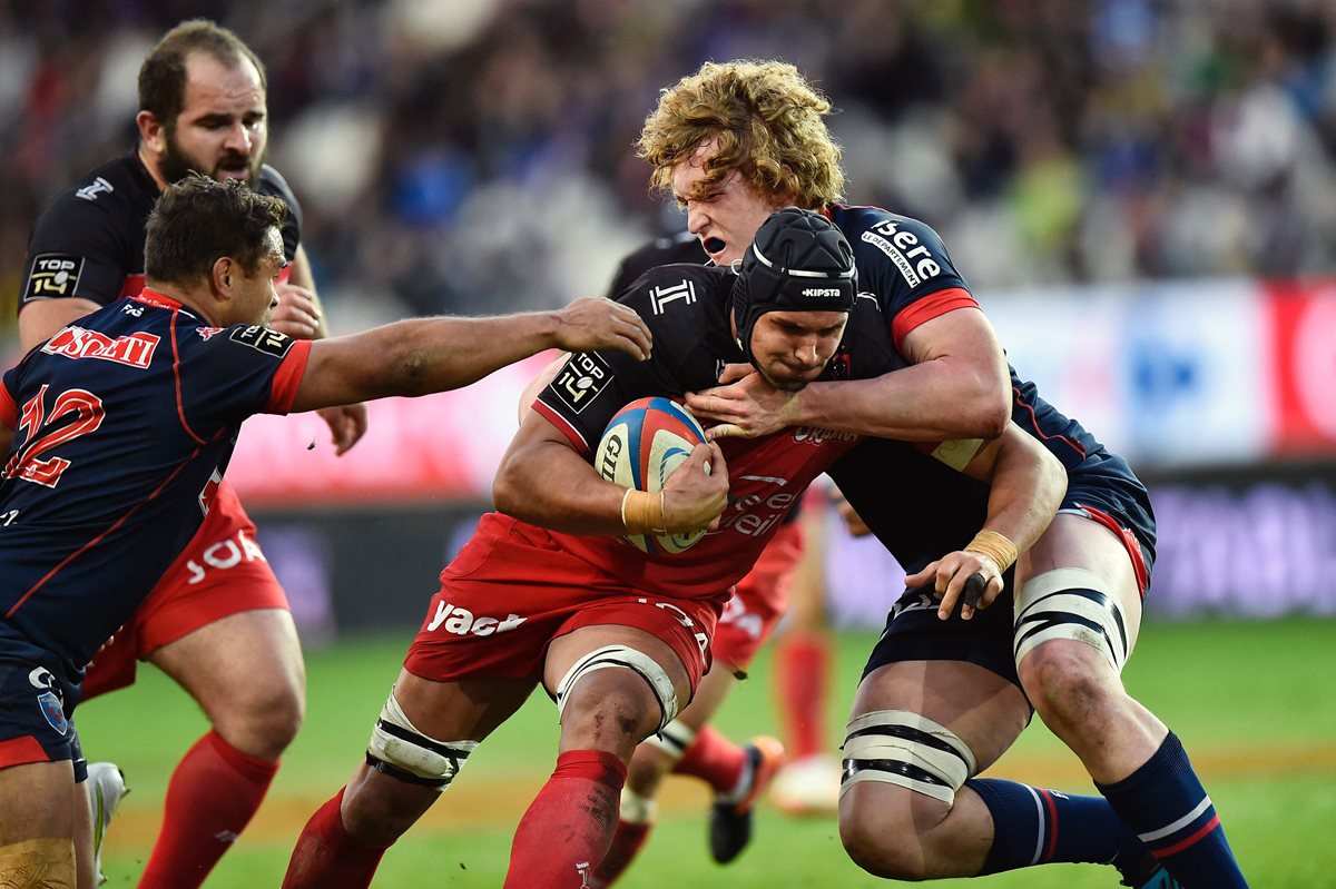 Seis jugadores del FC Grenoble de rugby francés fueron puestos hoy bajo custodia policial en Burdeos. (Foto Prensa Libre: AFP)