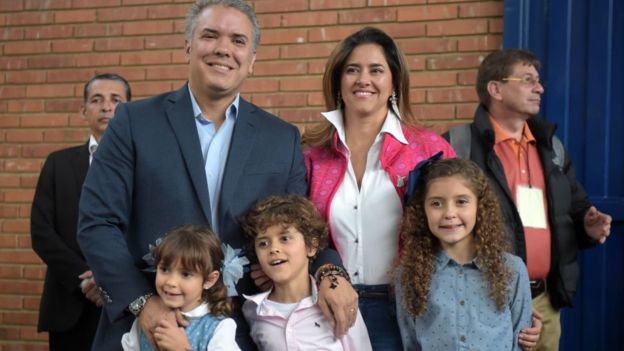 Duque está casado con María Juliana Ruiz y tienen tres hijos. (Getty Images).