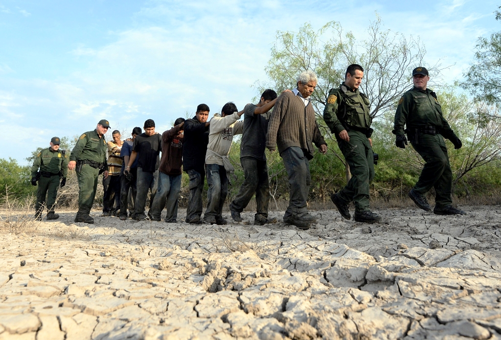 Los detenidos en la frontera de Estados Unidos son trasladados a la oficina de la Patrulla Fronteriza y luego deportados a su país de origen. (Foto Prensa Libre: Hemeroteca PL)