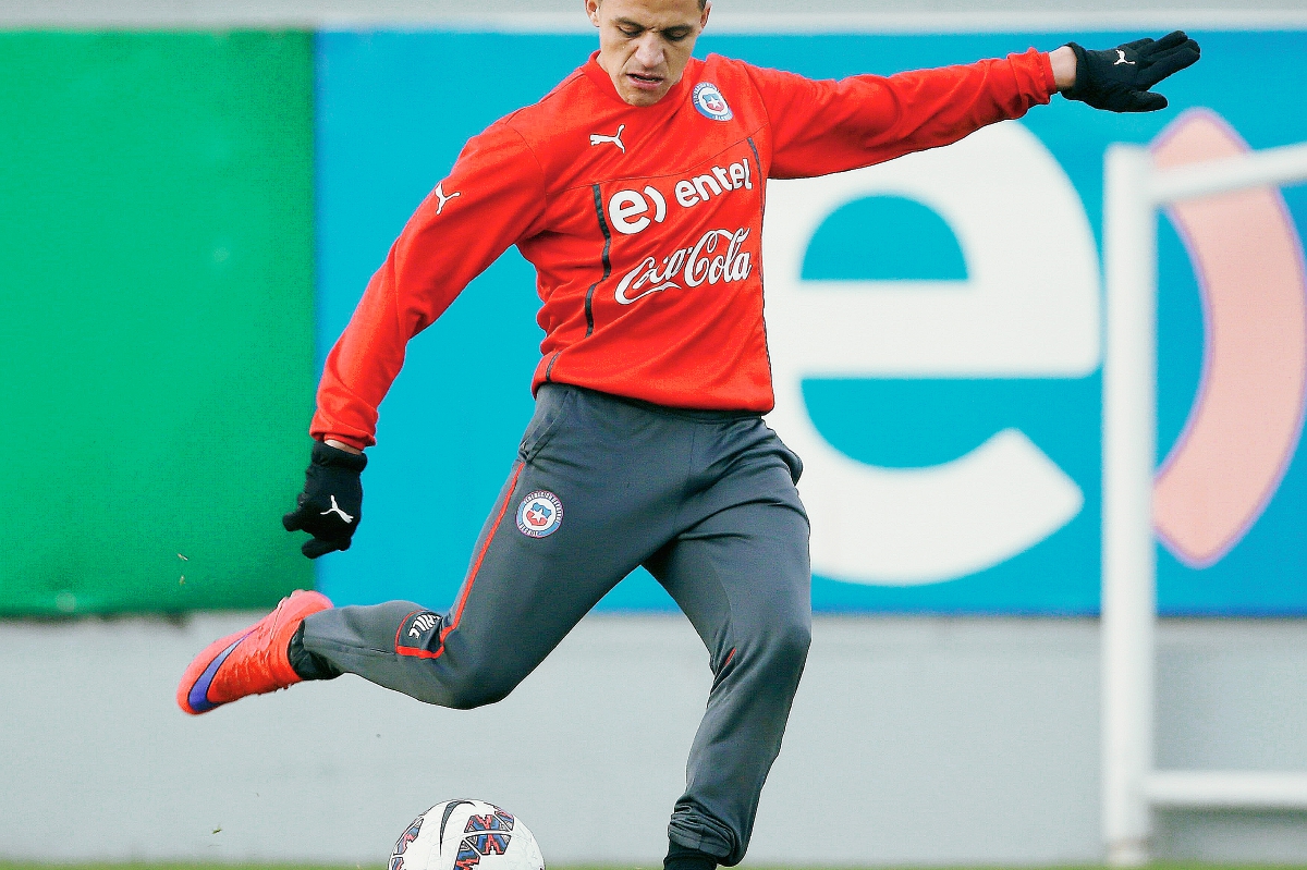 Alexis Sánchez ha pasado desapercibido en esta Copa América. (Foto Prensa Libre: EFE)